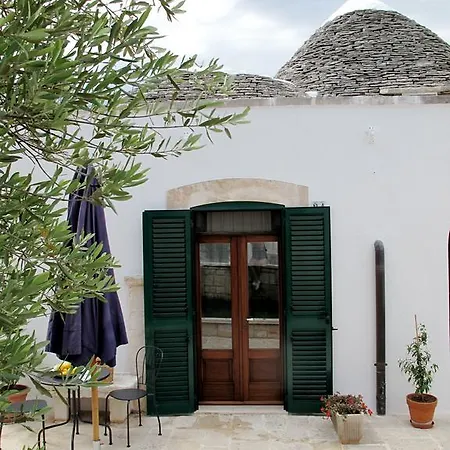 Holiday home Trullo Vecchio Olivo Alberobello