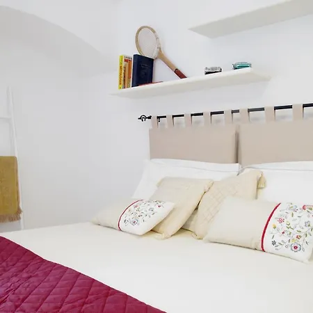 Holiday home Trullo Vecchio Olivo