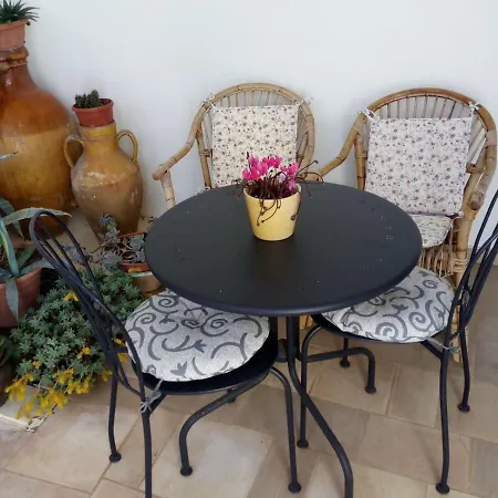 Holiday home Trullo Vecchio Olivo