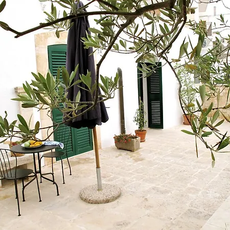 Trullo Vecchio Olivo
